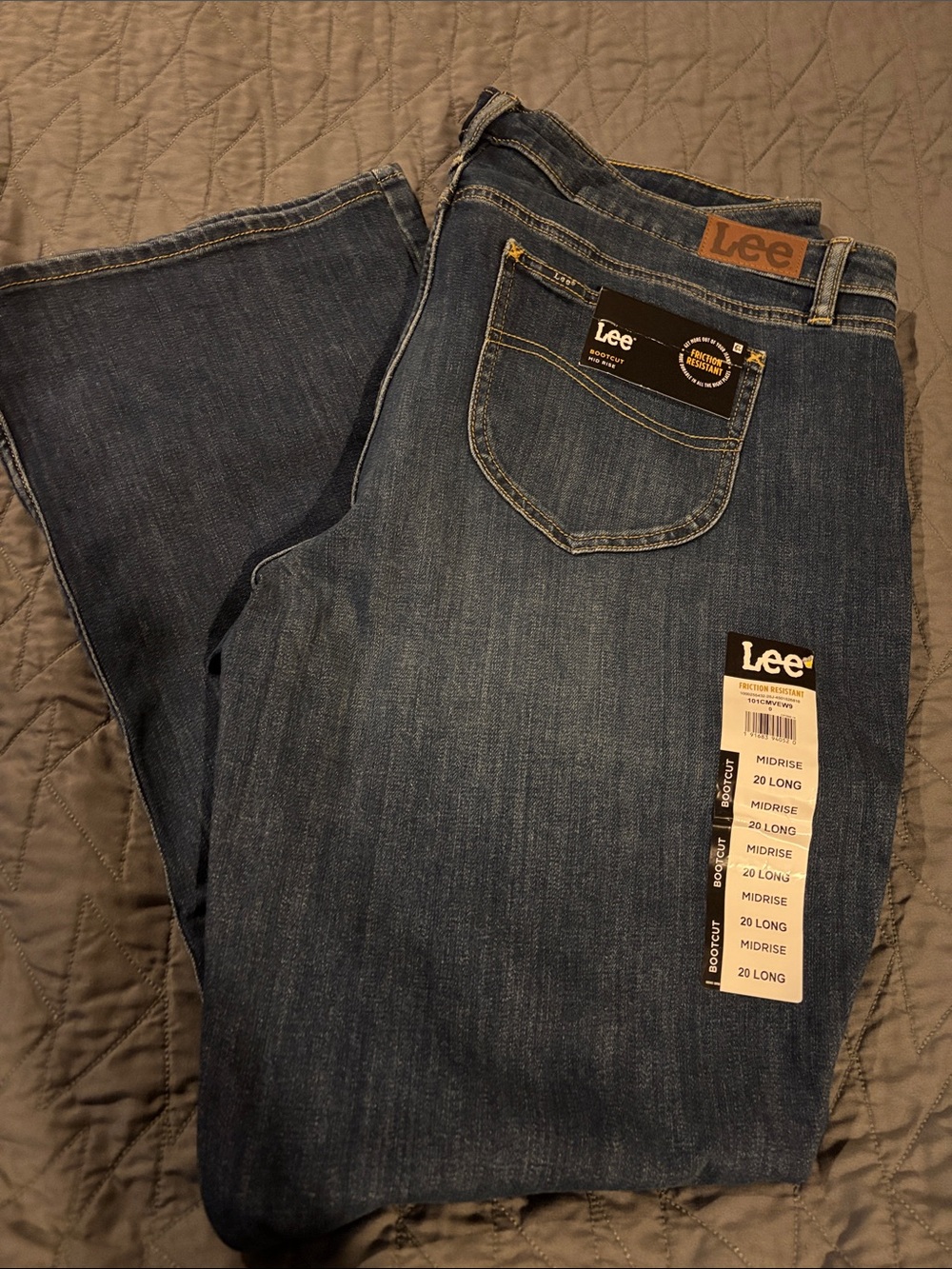 NWT Lee womens Relaxed Fit Dark Blue Denim Jeans 20 long boot cut mid rise